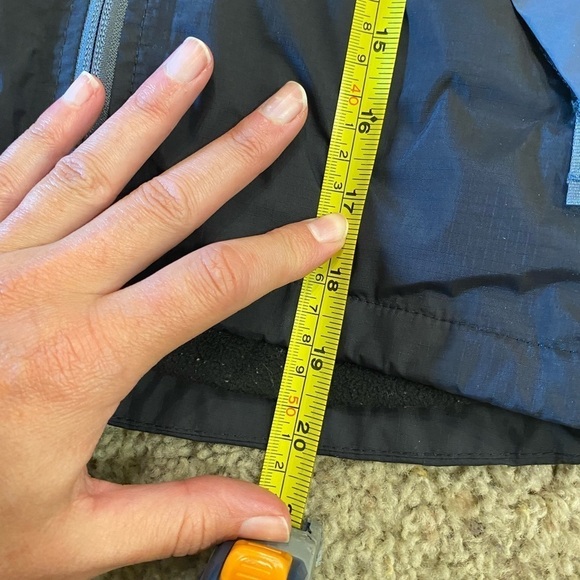 The North Face Girls Warm Storm Rain Jacket Black Size XS - Picture 7 of 7